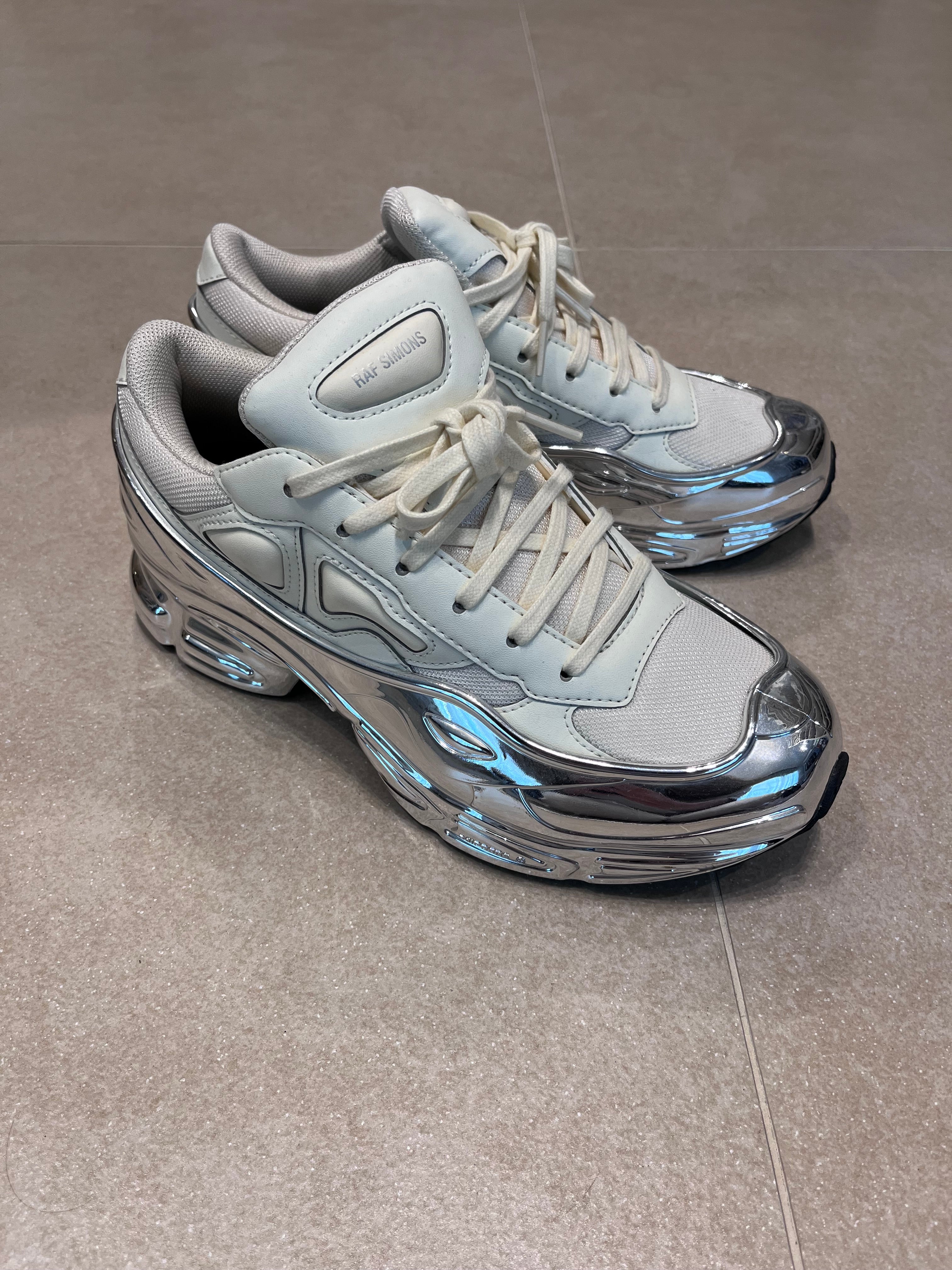 Adidas raf fashion simons ozweego 3 white